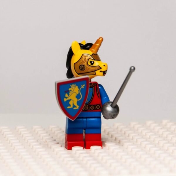 LEGO Unicorn Clan Shield 854256 LEGO Unicorn Clan Shield 854256
